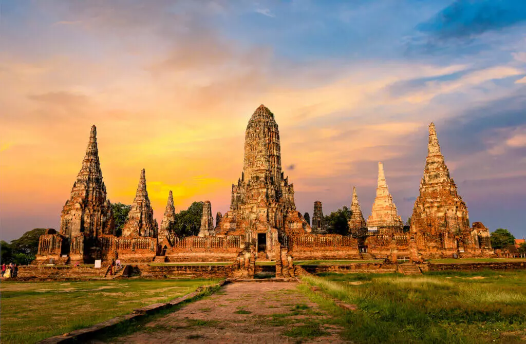 ayutthaya holidays, expedia group company, japan airlines