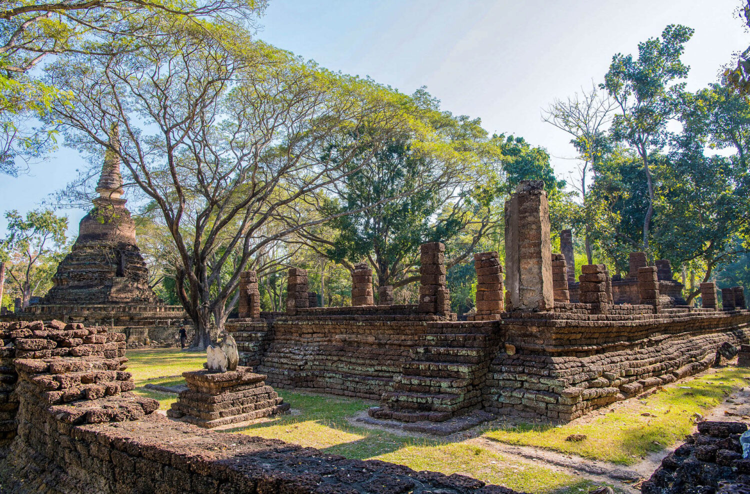 The Si Satchanalai Historical Park is, like the Sukhothai Historical Park, a UNESCO World Heritage site, making it to your list of your things to do in Sukhothai Province 